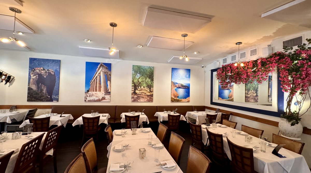 The Greek on Main Restaurant